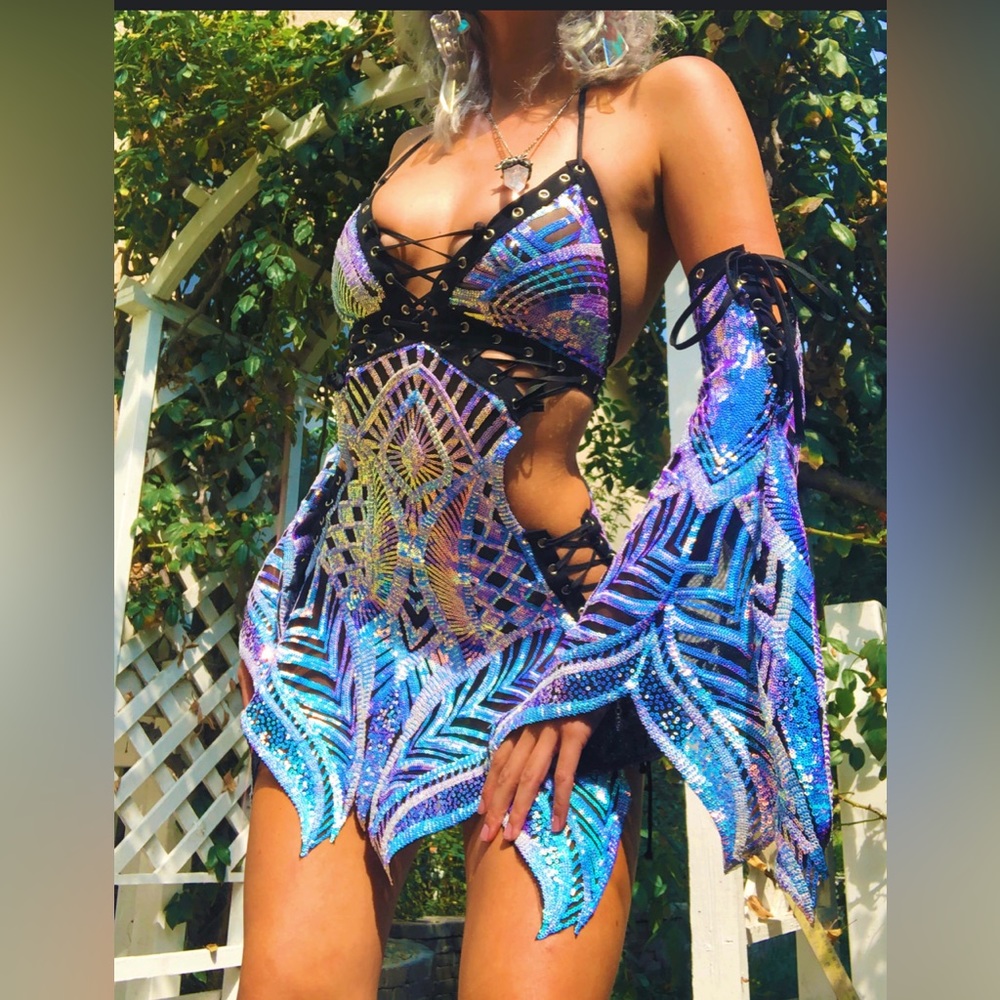 ~SOLD~ BRAND NEW Disco Lemonade Set in Fairy Dust!!